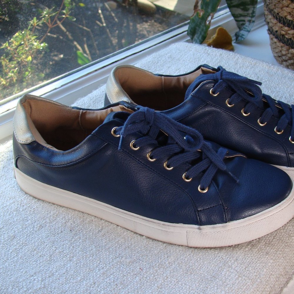 LOFT  navy vegan leather Lace-Up Sneakers, S 10